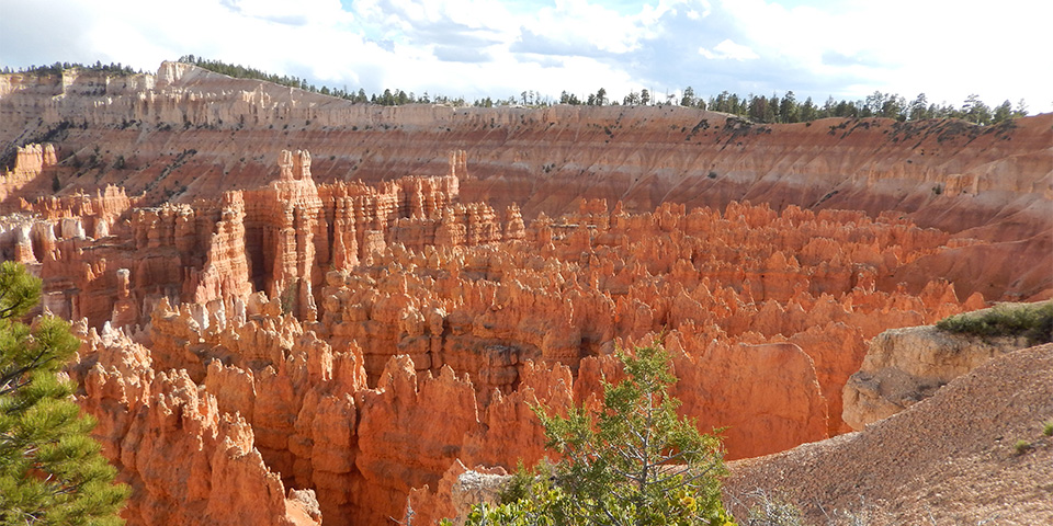 Bryce Canyon (220 km)