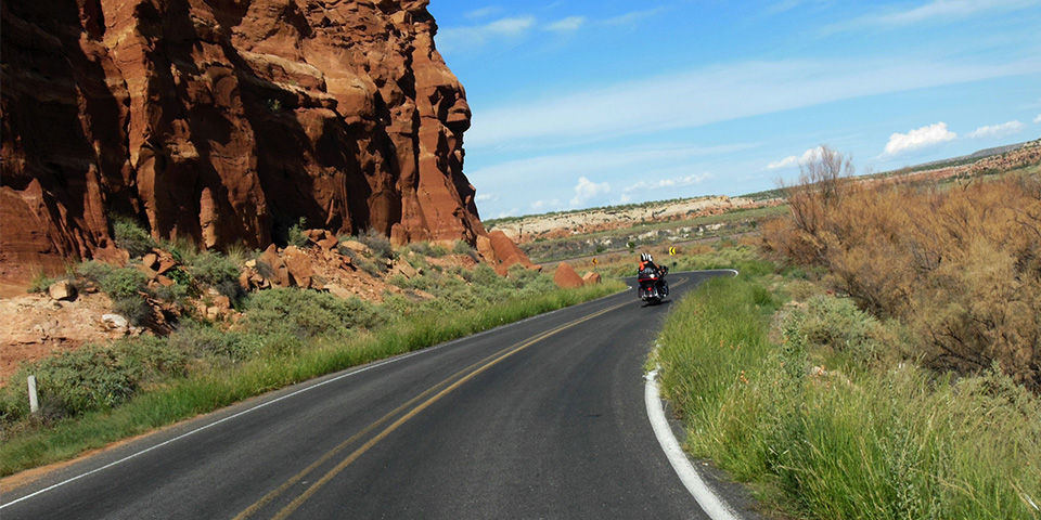 Gallup, New Mexico (320 km)