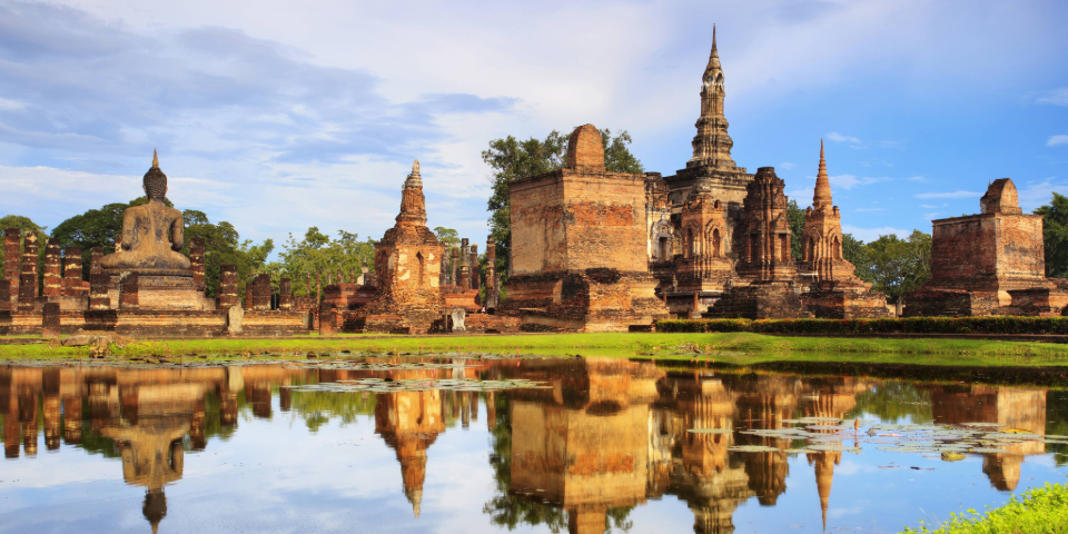 Nakhon Sawan (210 km)